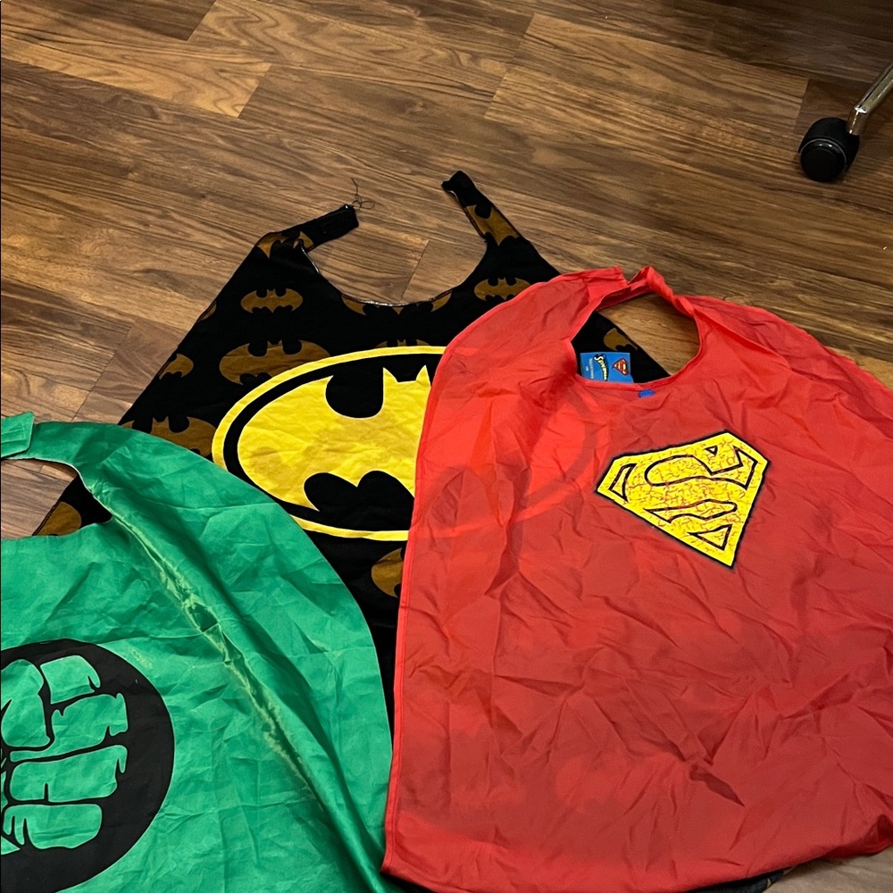 DC Comics Superhero Cape Set - Black, Red, Green